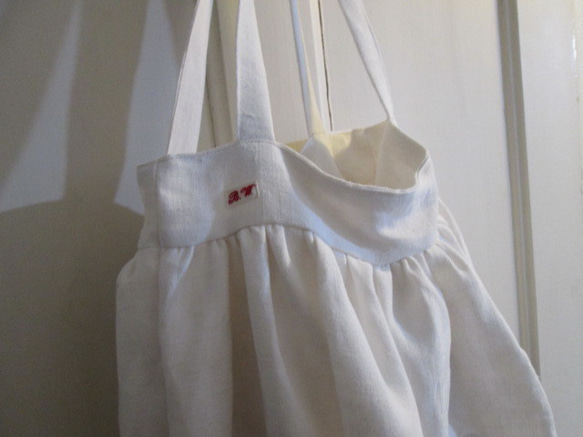 フランスアンティークダマスク織りリネンイニシャル刺繍のバルーンシルエットバッグ 20枚目の画像