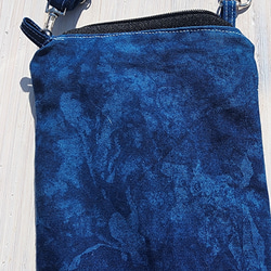 藍染　マクラメ　携帯バッグ チャック付き　フローライトBg02 5枚目の画像