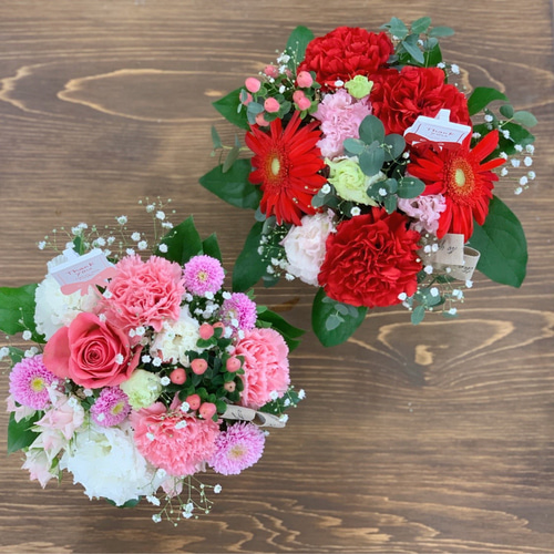 生花のカーネーションアレンジメント ピンク(置き型フラワーギフト