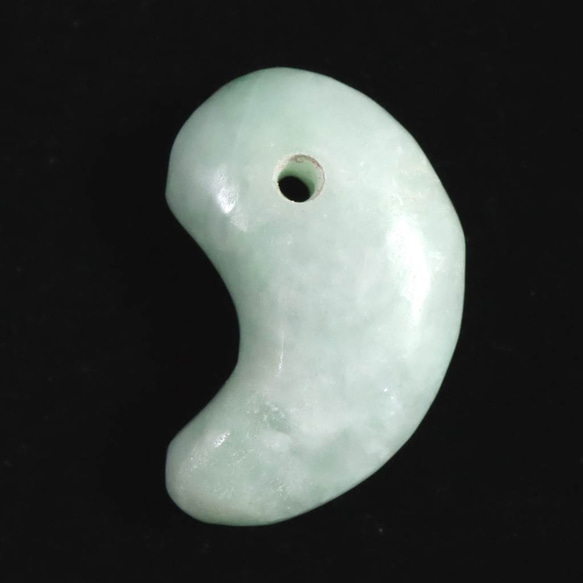 糸魚川翡翠 ヒスイ 小滝産 薄緑 22mm勾玉 ディレクトリカード付