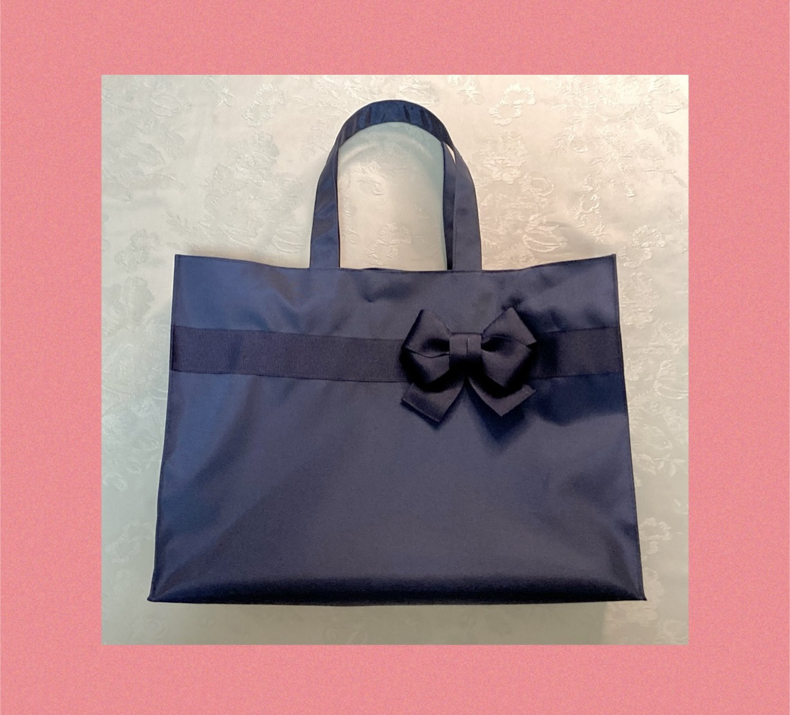 軽くて丈夫なナイロンサブバッグ　マチ広　紺ふっくらりぼん　お受験 自立　底板付