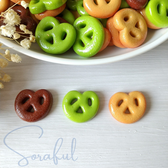 5個】プレッツェル クッキー【デコパーツ】 D-0330 デコパーツ