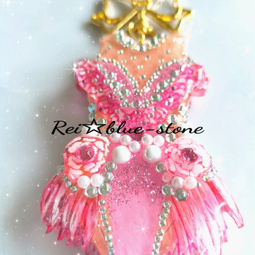 【メル】リーナベル ショルダー孔雀柄の刺繍ドレス(青)＋お靴3足セット リクエスト受付のみ】ブルーハイネックローズ柄刺繍ミモレ丈