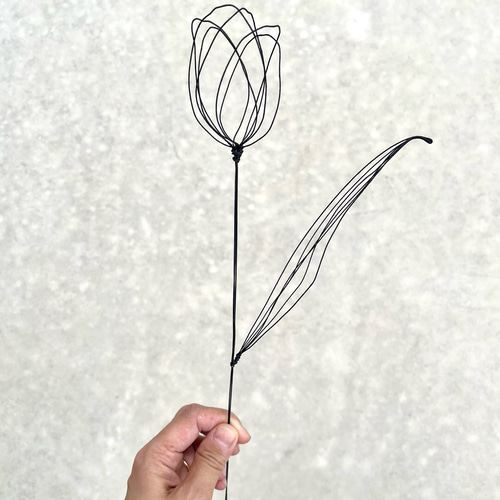 受注制作】チューリップの一輪挿し ワイヤーアート ワイヤークラフト