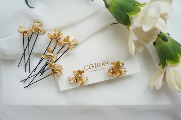 ［ sample sale ］gold flower petit earrings 2枚目の画像