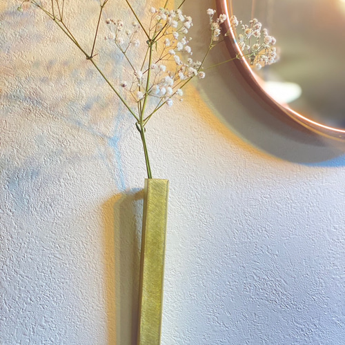真鍮製 一輪挿し 壁掛け 花瓶 ストレート 花器 贈り物 インテリア
