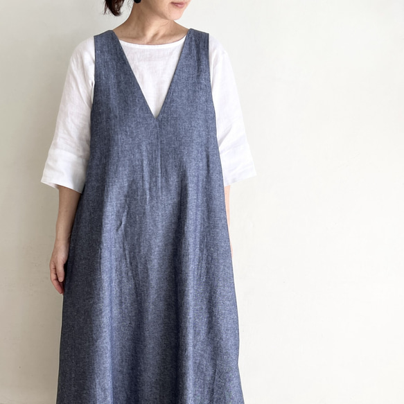 VカットAラインジャンパースカート　* Denim Linen ヘリンボーン柄 * 3枚目の画像