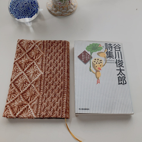 K☆K。。。★★ ①ブックカバー 本革 文庫本 ブックカバー（内側:レッド） ブックカバー atelier