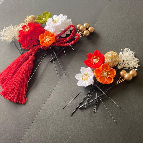 つまみ細工の髪飾り 赤×白 七五三用髪飾り 卒業式髪飾り 成人式髪飾り