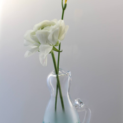 『猫に花ごろも』～ねこ型art花瓶 吹きガラス×サンドブラスト　Vase【送料無料】 2枚目の画像