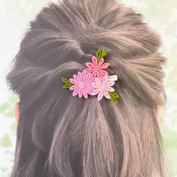 つまみ細工髪飾り　ピンク　クリップピン　お花畑のような小さな髪飾り　S176 3枚目の画像
