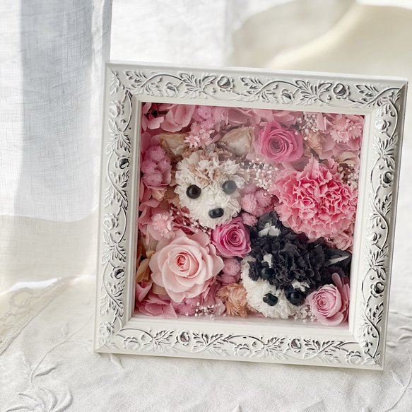 【オーダーメイド】たくさんのお花とワンちゃんの2wayフレームボックスアレンジ　母の日　プレゼント　犬　トイプードル 8枚目の画像