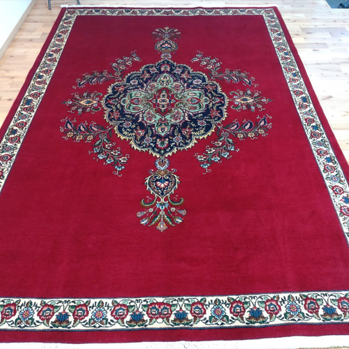 夏キャン40％OFF】ペルシャ絨毯タブリーズ産 赤 ワインレッド 300