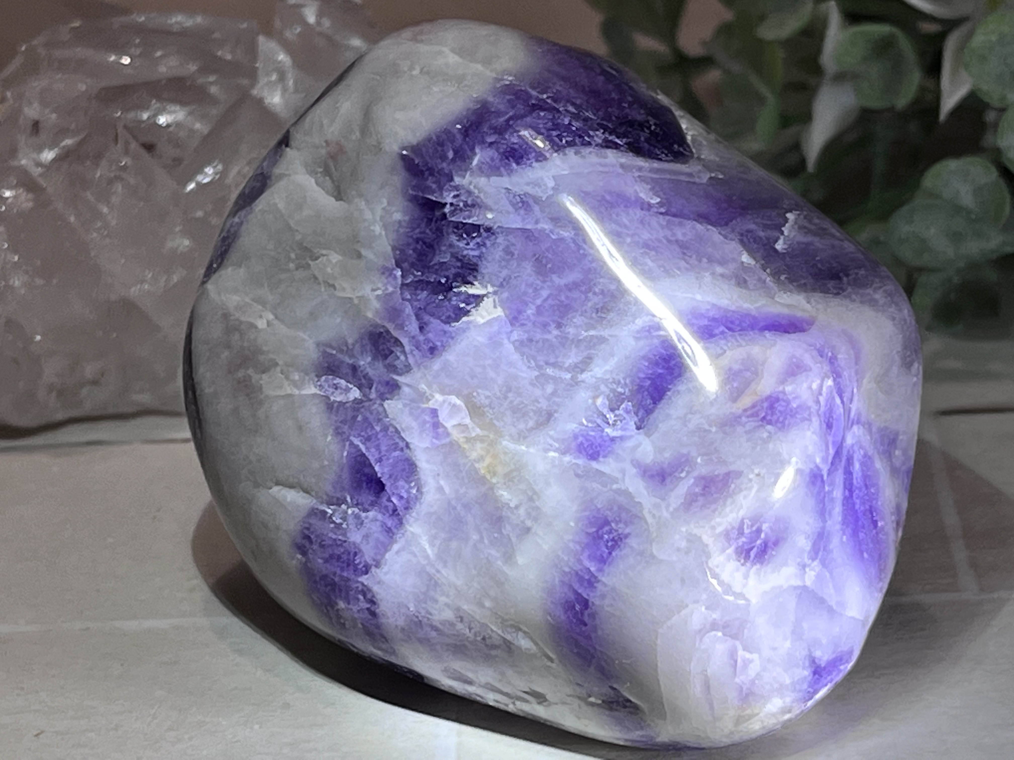 虹入り˚✧₊⁎シェブロンアメジスト紫水晶タンブル握り石