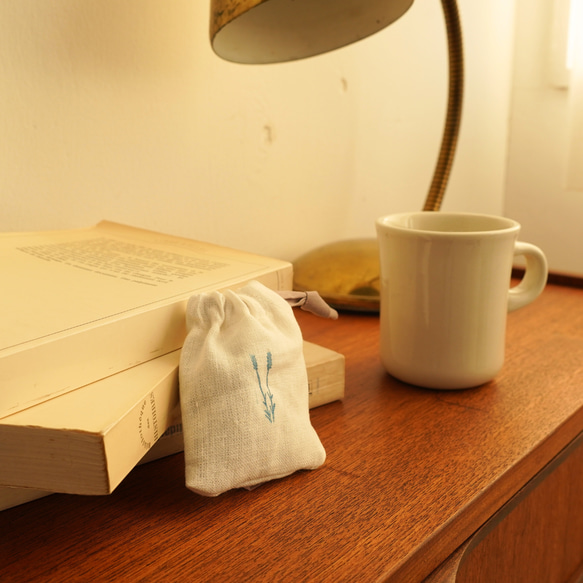 サシェ　ローズマリー　ハーブ　ドライフラワー　リネン　巾着　ギフト　プチギフト　クローゼット　匂い袋　袋　香り　母の日 3枚目の画像