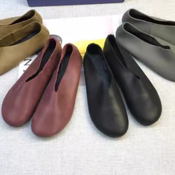 手作りの靴 母の日　本革 カジュアルフラットシューズ レディース靴 履きやすい  パンプス 1枚目の画像