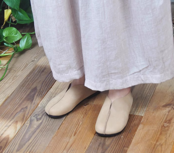 手作りの靴 パンプス　母の日　本革 カジュアルフラットシューズ レディース靴 履きやすい 4枚目の画像