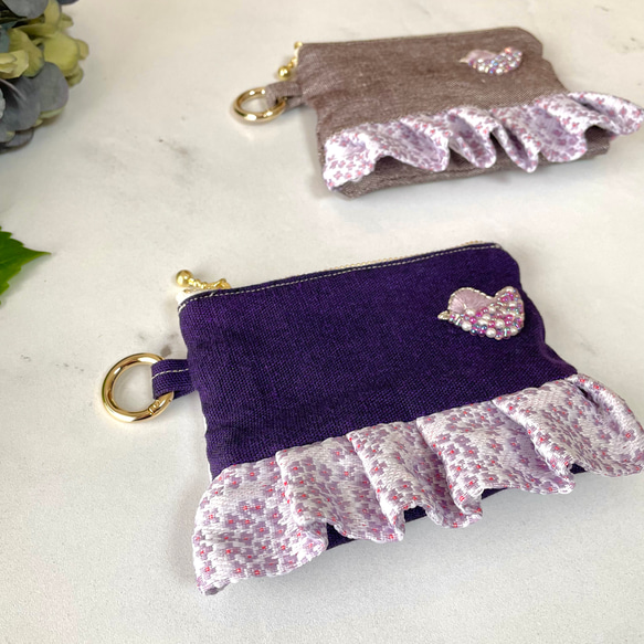 紫陽花の畳縁フリルファスナーポーチ(小銭入れ)-インコビーズ刺繍　紫 2枚目の画像