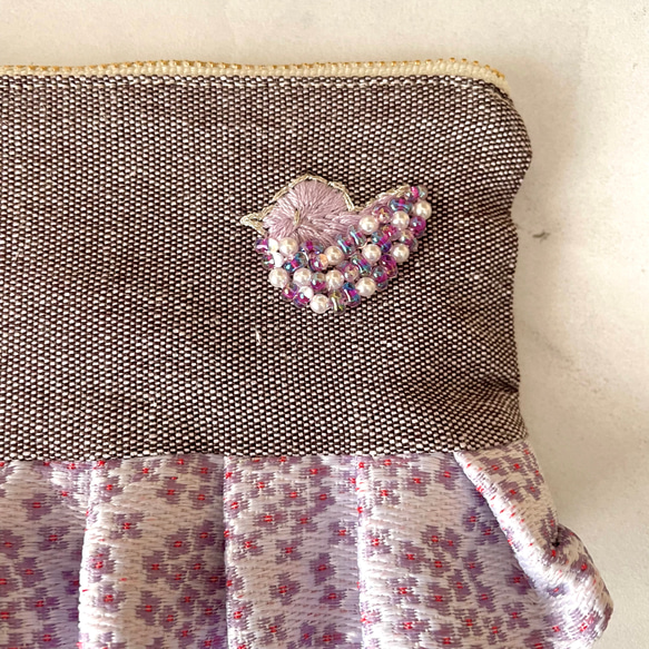 紫陽花の畳縁フリルファスナーポーチ(小銭入れ)-インコビーズ刺繍　紫 12枚目の画像