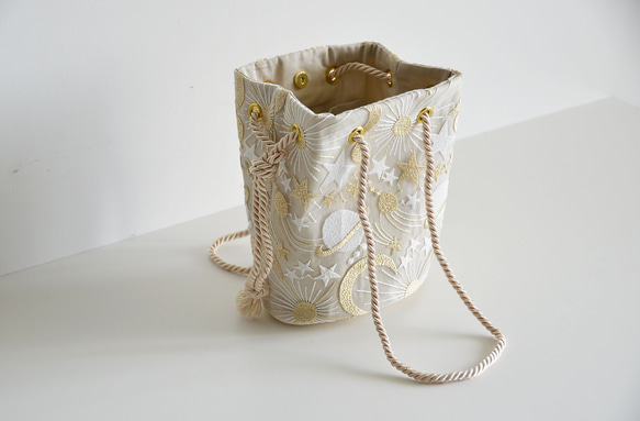 新作!  数量限定! プラネットチュール刺繍ポシェットマリンバッグ　エクリュベージュ　ミニショルダー　月と星 6枚目の画像