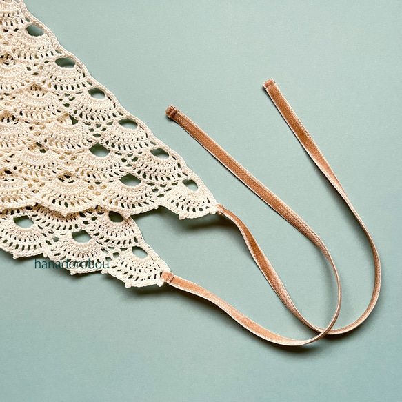 【レース糸で編んだ大人なバブーシュカ】 かぎ針編み 手編み 編み物 バイラス編み 三角巾 ヘッドドレス 3枚目の画像