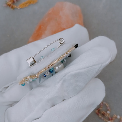 ビーズ刺繍 小鳥のブローチ ＊piyo~pastel blue~ ブローチ kirakira111 