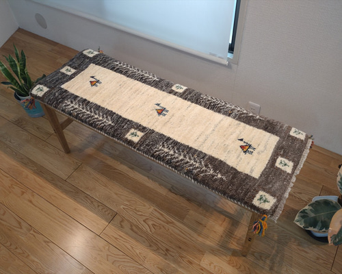 ペルシャ　ギャッベ　ミニマット 42×38 グレー　生成　女性 感謝キャンペーン32％OFF】ペルシャ ギャッベ ミニマット115x42cm