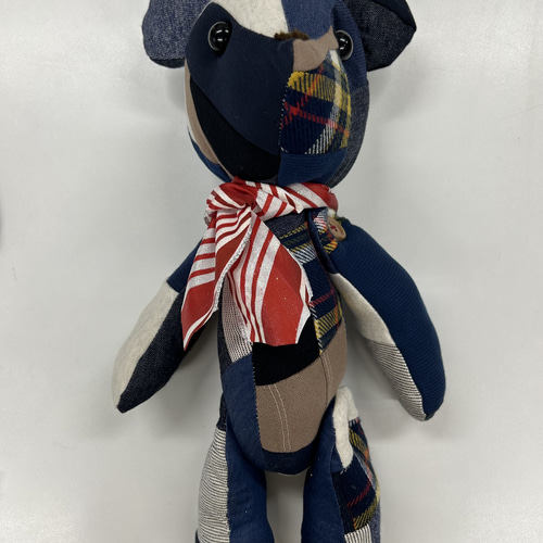 テディベア◆ハンドメイドパッチワーク◆ポシェット付 テディベア◇ハンドメイドパッチワーク◇ポシェット付