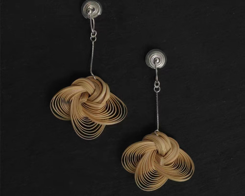 b09a0ded5ae3074cd6ece655176979