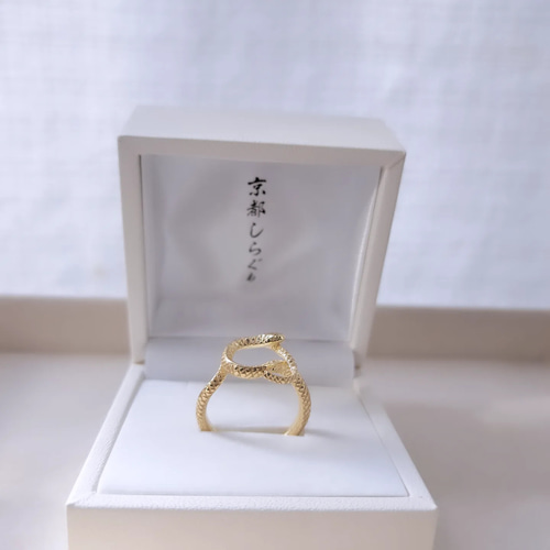 18金 蛇の指輪 】k18 蛇リング 縁起物 蛇アクセサリー ヘビ