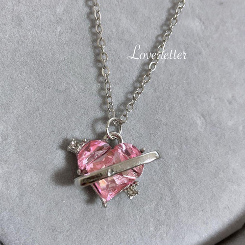 ハートアローキラキラピンクビジューネックレス 韓国 量産型