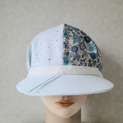 魅せる帽子☆ふわり♪リバーシブルキャスケット～小花プリント&ホワイト 3枚目の画像