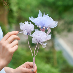 自由に曲げて空間にとける咲き編みの花｜大きいカーネーション｜ブルー 2枚目の画像