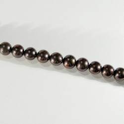 11.5-9.0mm本真珠（淡水パール）とSV925のグラデーション・ネックレス（ロジウム、ダークトーン、パープル） 3枚目の画像