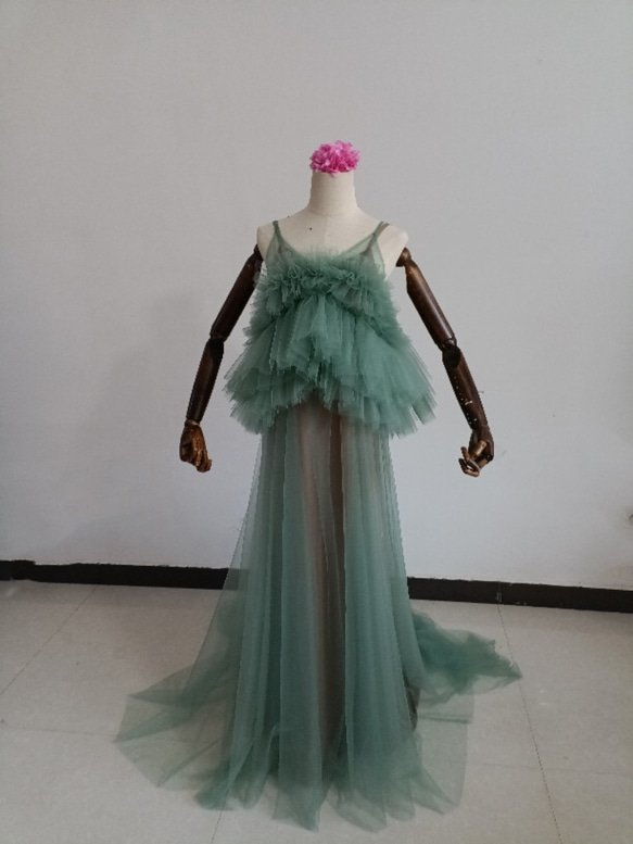 上品！ペールトーンのミントグリーン色 チュールドレス ソフトチュール カラードレスオーバースカート+ホワイトキャミソール 12枚目の画像
