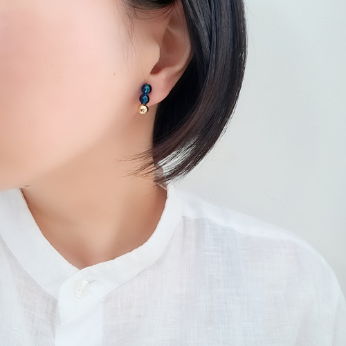 大人ブルー*】痛くないイヤリング/ピアス 青 マリンブルー 小ぶり 揺れ 