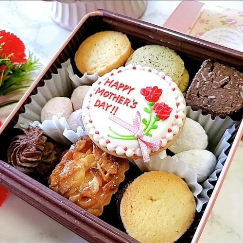 母の日クッキー缶 母の日クッキー缶 クッキー I BAKE 通販 17600041｜Creema(クリーマ)