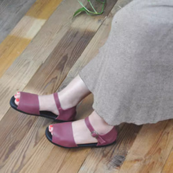 手作りの靴 サンダル本　母の日　カジュアルフラットシューズ　本革 レディース靴 履きやすい 7枚目の画像