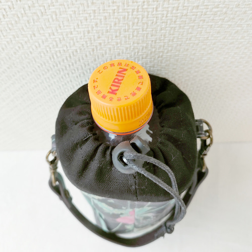 ペットボトルカバー　リバティムーンモス／イエロー　ハンドメイド ペットボトルカバー リバティムーンモス／イエロー ハンドメイド