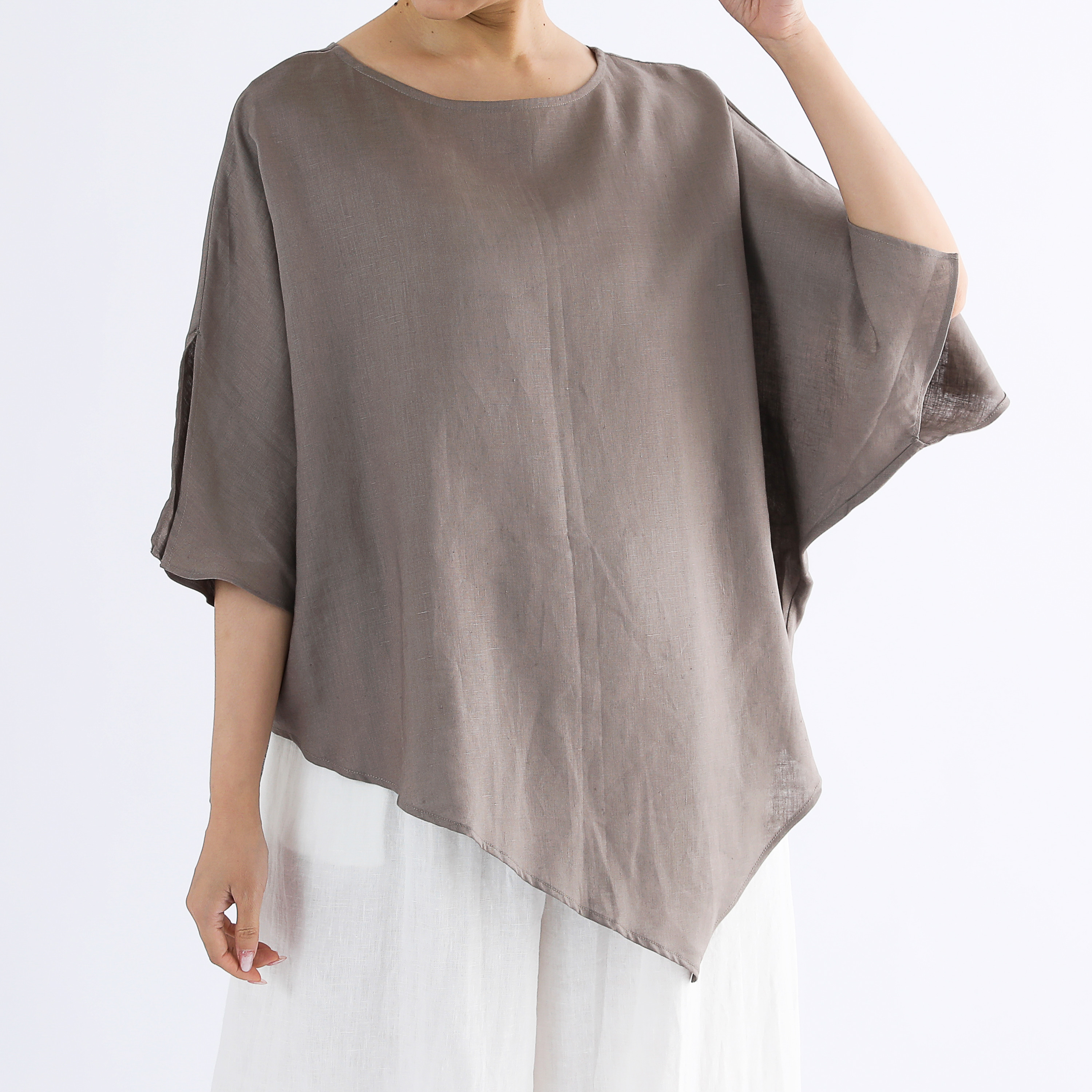 リネン100％ブラウス・モカ