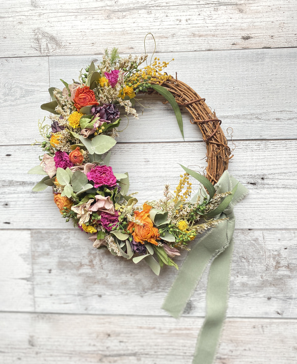 クリスマスローズとミニバラのドライフラワーハーフリース（イエロー  