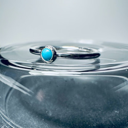 ターコイズとグランディディエライトのひとつぶリング《晴れやかブルー》 4枚目の画像