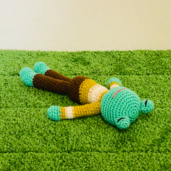 苔田かえる作‼️居眠りカエルのあみぐるみ(秋カラー) 4枚目の画像