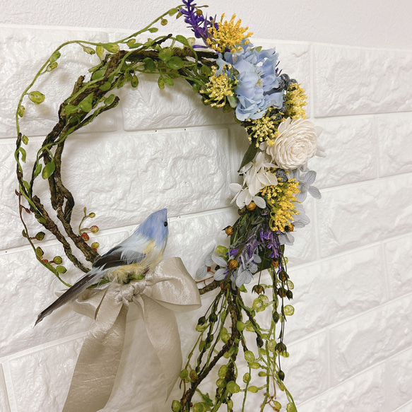 ✳︎母の日ギフト✳︎幸せ運ぶ青い鳥リース　鳥さん好きなお母さんに　スカビオサ　紫陽花　ソラフラワー 9枚目の画像