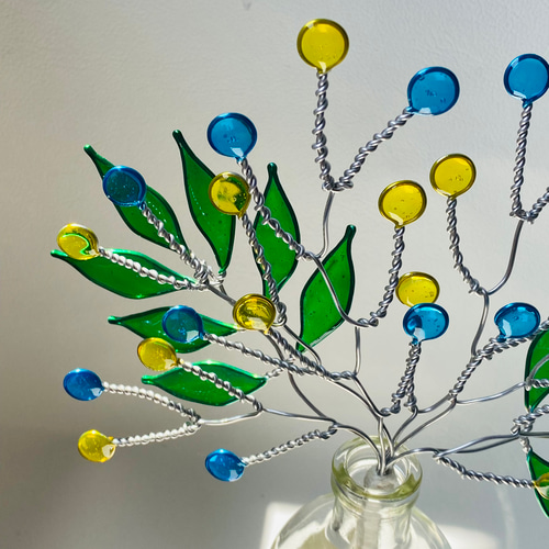 北欧スウェーデンカラーのスワッグ かすみ草 レジン 花束