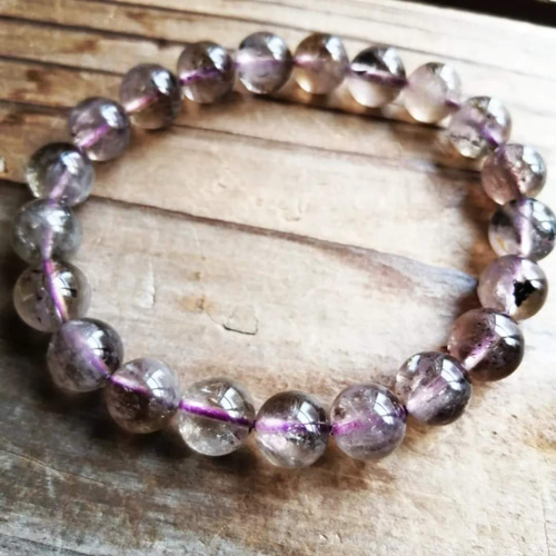 ◇カナダ産ブラックフェザーオーラライト23のブレスレット 8.9mm 8500