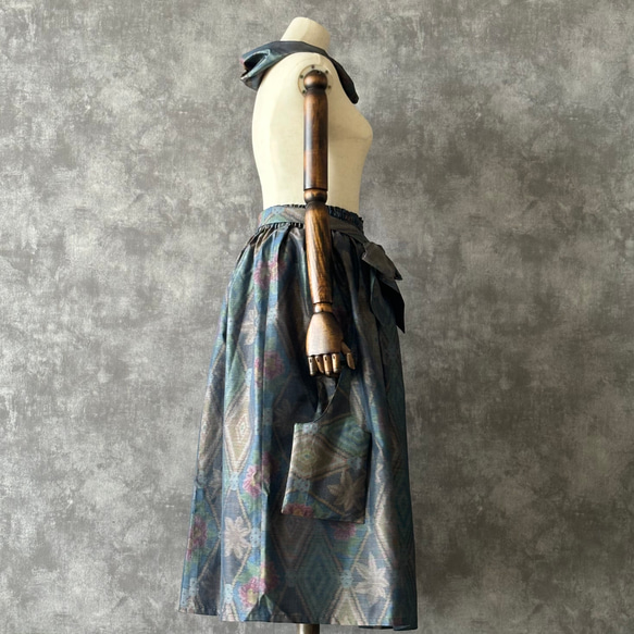 【一点モノ】大島紬 着物リメイク ギャザー スカート & スヌード 〜 四季 で心地良い 上質 絹 100% 〜 the of your 100% can it 一点モノ 大島紬 着物リメイク ギャザー スカート スヌード 四季 で心地良い 上質 made and single layer snood from Oshima Tsumugi elastic waist is You by around also It UV rays as measure against rubber