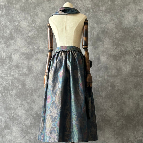 【一点モノ】大島紬 着物リメイク ギャザー スカート & スヌード 〜 四季 で心地良い 上質 絹 100% 〜 the of your 100% can it 一点モノ 大島紬 着物リメイク ギャザー スカート スヌード 四季 で心地良い 上質 made and single layer snood from Oshima Tsumugi elastic waist is You by around also It UV rays as measure against rubber