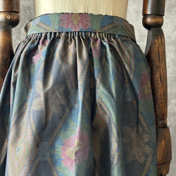 【一点モノ】大島紬 着物リメイク ギャザー スカート & スヌード 〜 四季 で心地良い 上質 絹 100% 〜 11枚目の画像