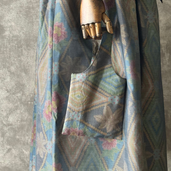 【一点モノ】大島紬 着物リメイク ギャザー スカート & スヌード 〜 四季 で心地良い 上質 絹 100% 〜 9枚目の画像